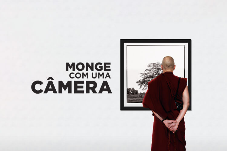 Monge Com Uma Câmera